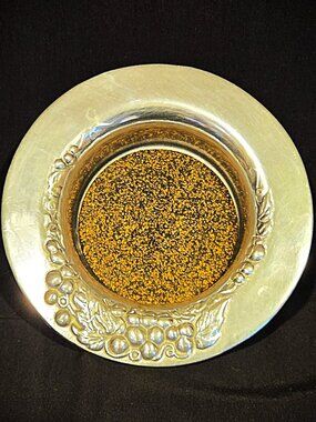 Elegant Silver-Tone Wine Bottle Holder / Wine Coaster – Grape & Vine Design